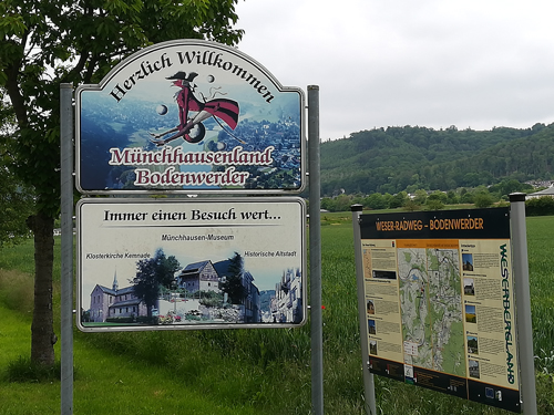 Weser Radweg - Bodenwerder „Lügenbaron“ Münchhausen Weser Radweg - Bodenwerder „Lügenbaron“ Münchhausen