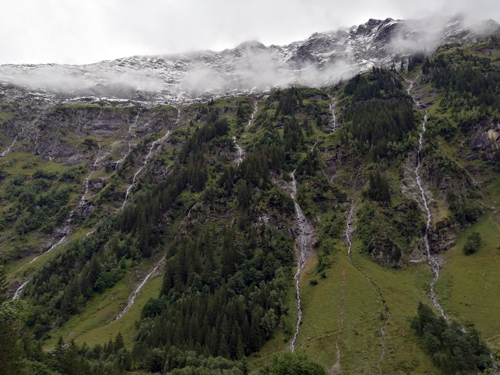 Wasserfälle - Bärenfall - Schleierfall - Kesselfall Wasserfälle - Bärenfall - Schleierfall - Kesselfall