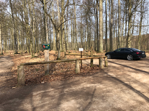 Parkplatz direkt am RuheForst März 2022 Parkplatz direkt am RuheForst März 2022